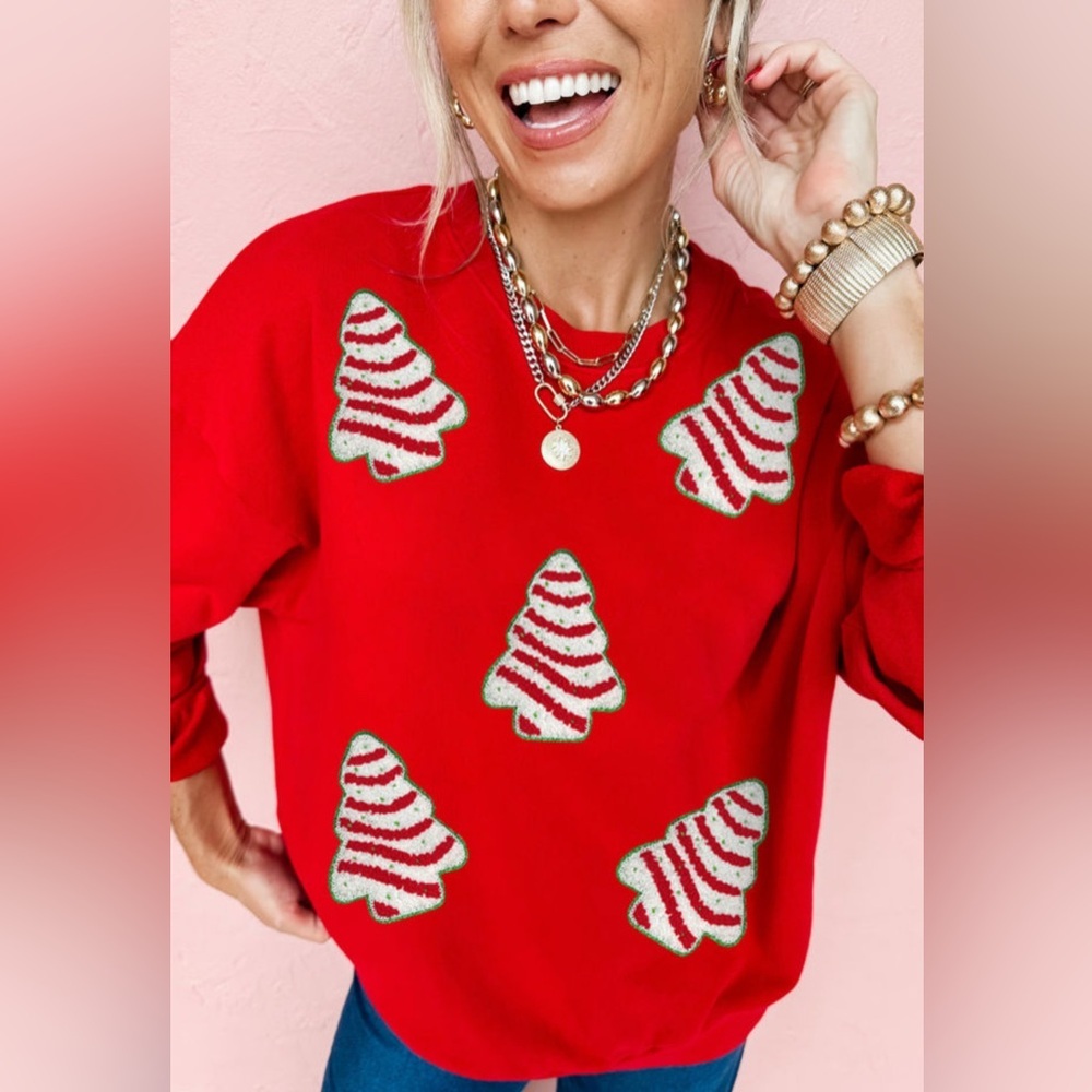 Red Christmas Tree Chenille Patched Drop Sweatershirt - Picture 2 of 8